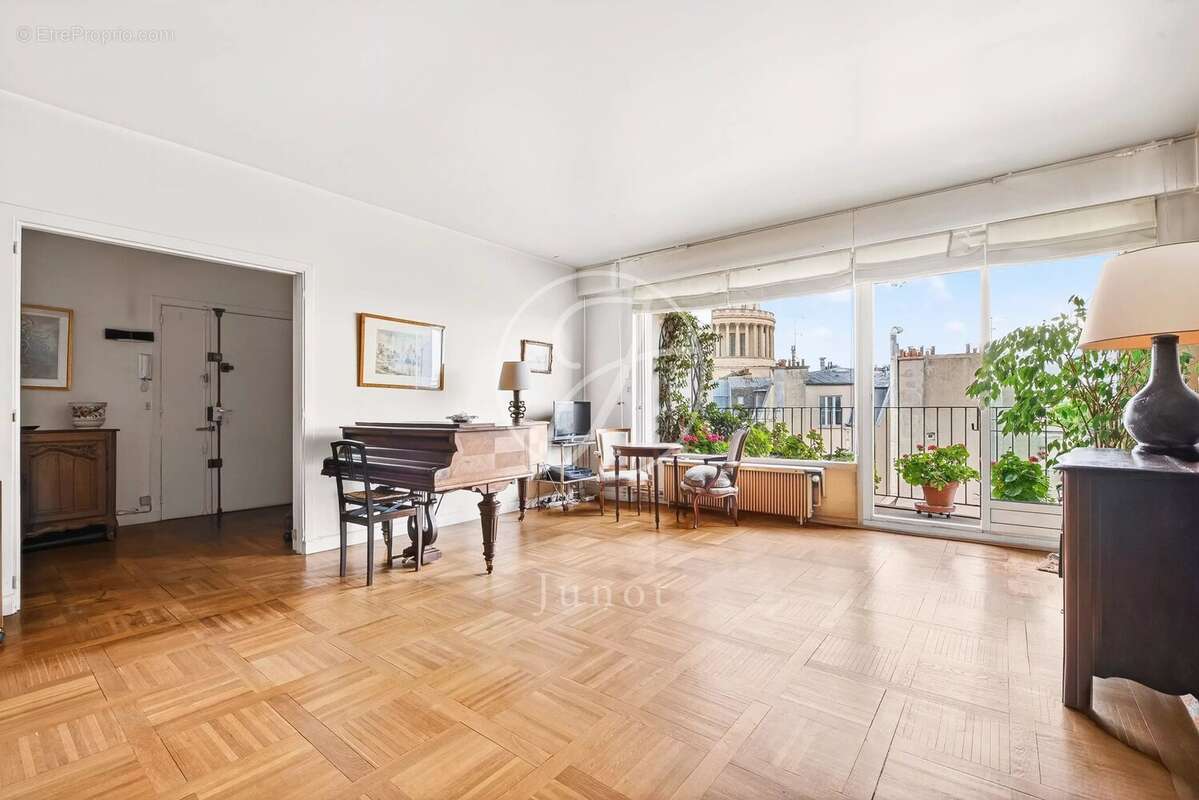 Appartement à PARIS-5E
