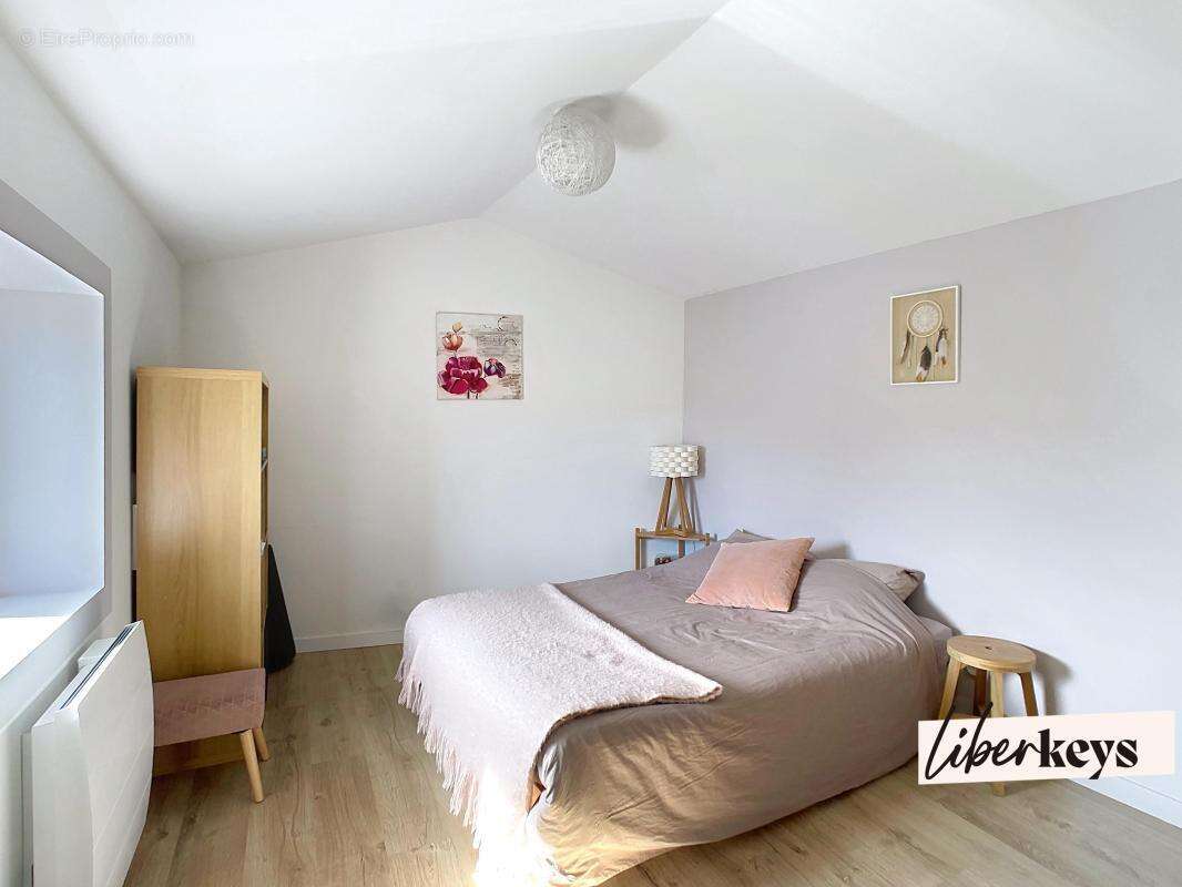 Maison à CAILLOUX-SUR-FONTAINES