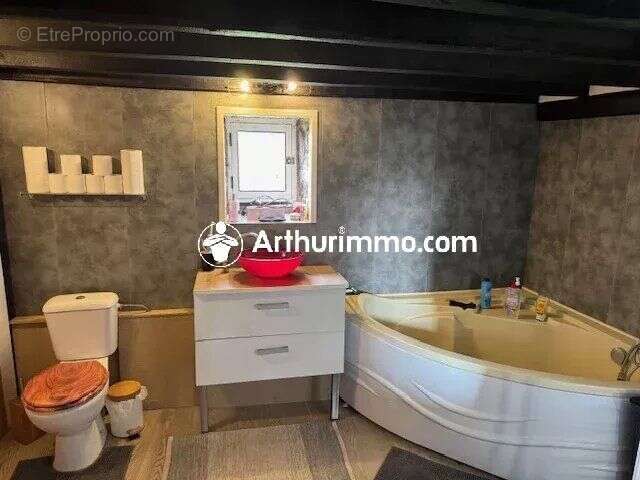 Maison à SAINTE-MARIE-DU-BOIS