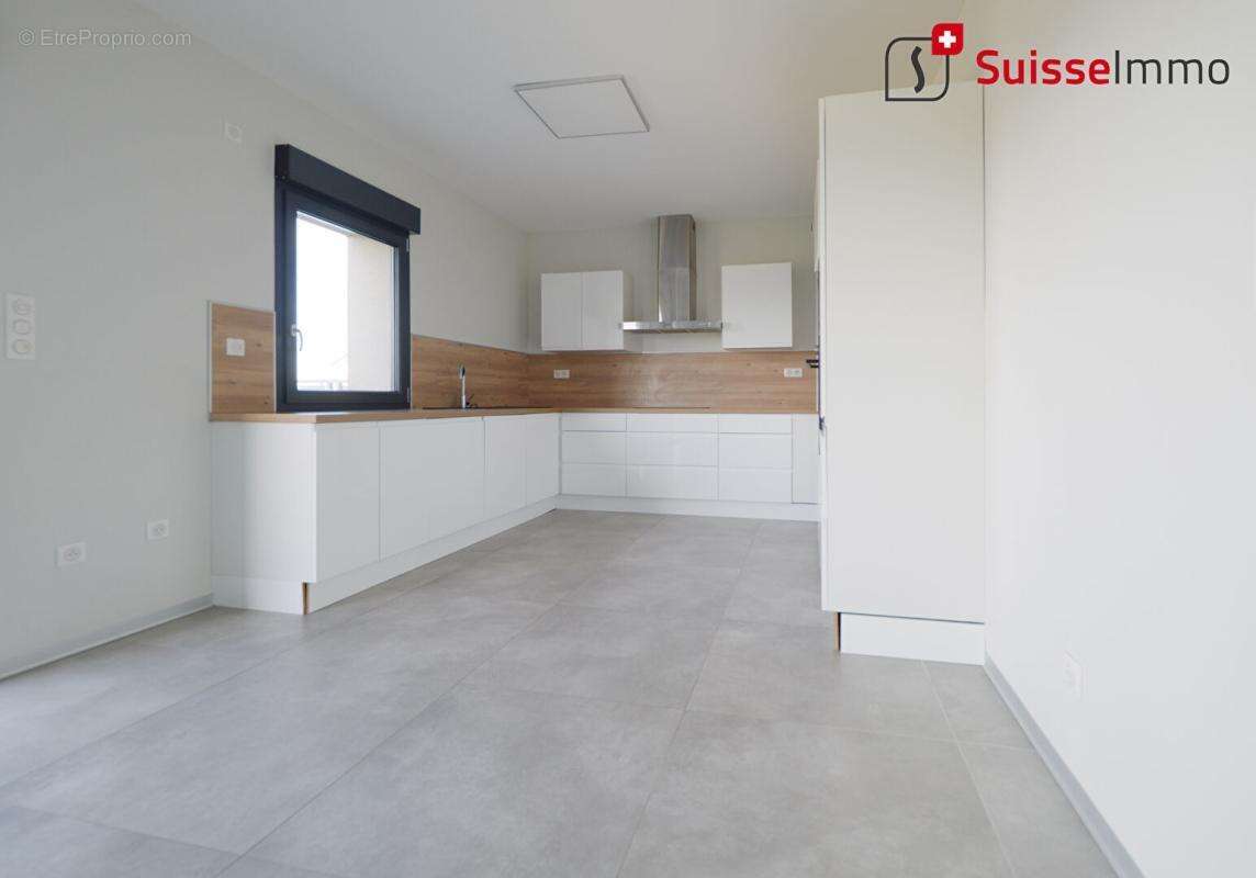 Appartement rez de jardin 5 pièces de 113 m2 - photo 4