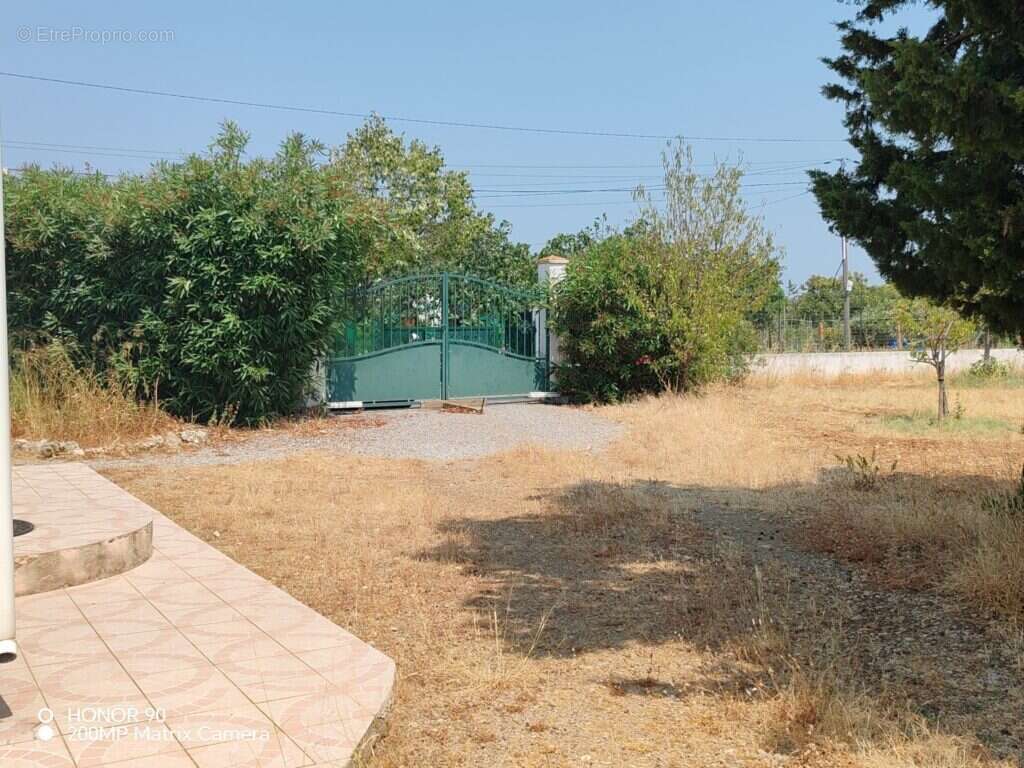 Villa T4 en Plein pied de 152m2 habitable sur un terrain de 2705m2, garage Narbonne 11100 - photo 20