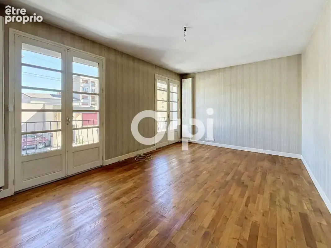 Appartement À Vendre proche Hyper Centre - photo 4
