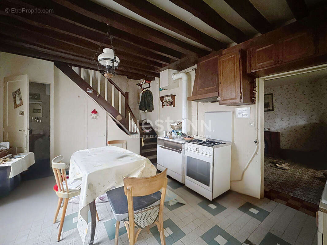 Maison à BLAINCOURT-LES-PRECY