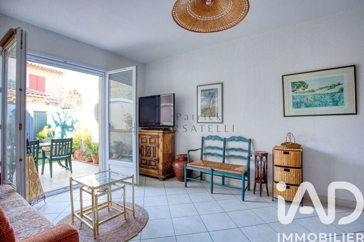 Photo 3 - Maison à FREJUS