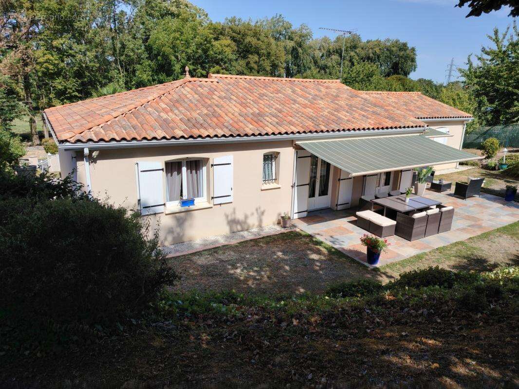 Belle maison avec vue dominante sur la vallée- A 5 minutes de la gare de Poitiers - photo 3