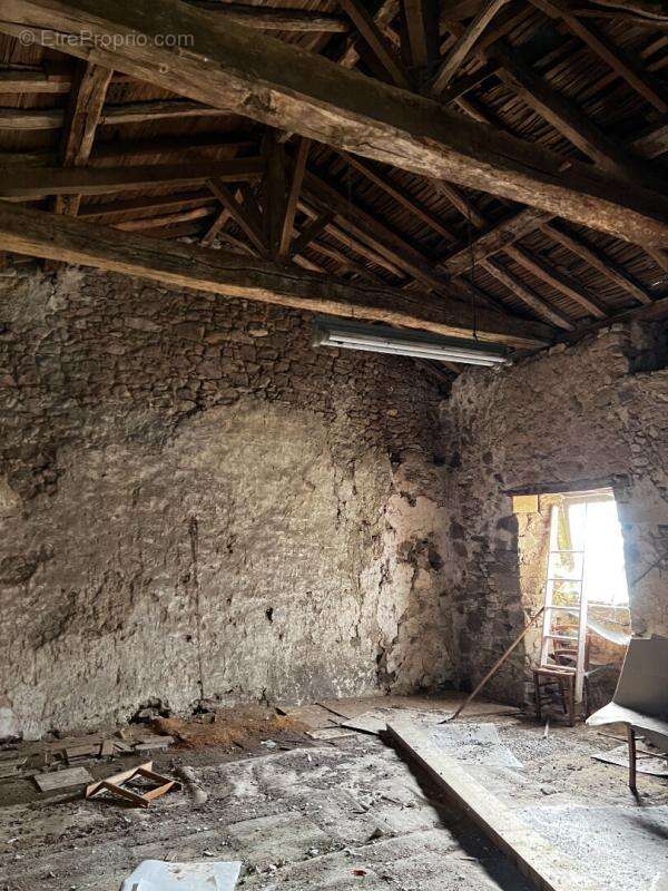 Maison à POUZAUGES