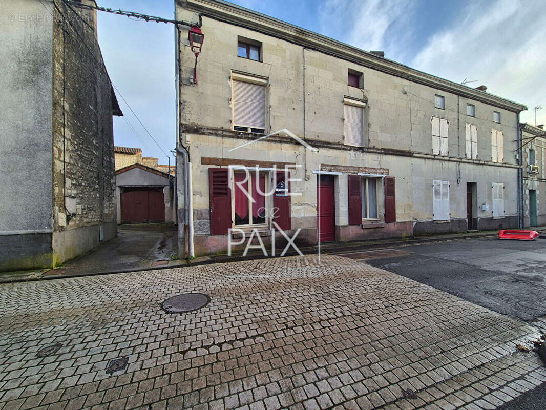 Maison de ville - 3 chambres - 100m² avec cour - photo 3