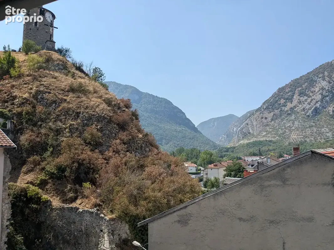 Ensemble immobilier de caractère d'environ 350 m² utiles - Hyper centre de Tarascon-sur-Ariège - photo 5