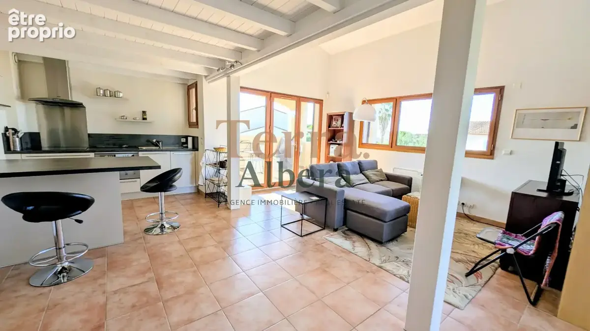 Laroque-des-Albères — Villa de standing, piscine et appartement indépendant - photo 13