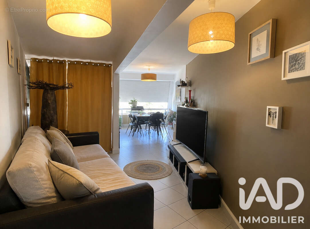 Appartement 94 m² à Saint-Paul  - photo 9