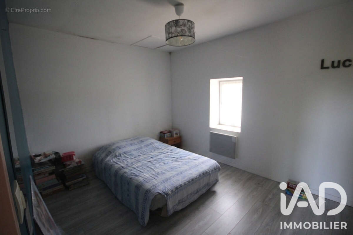 Maison 139 m² à Champdolent  - photo 8