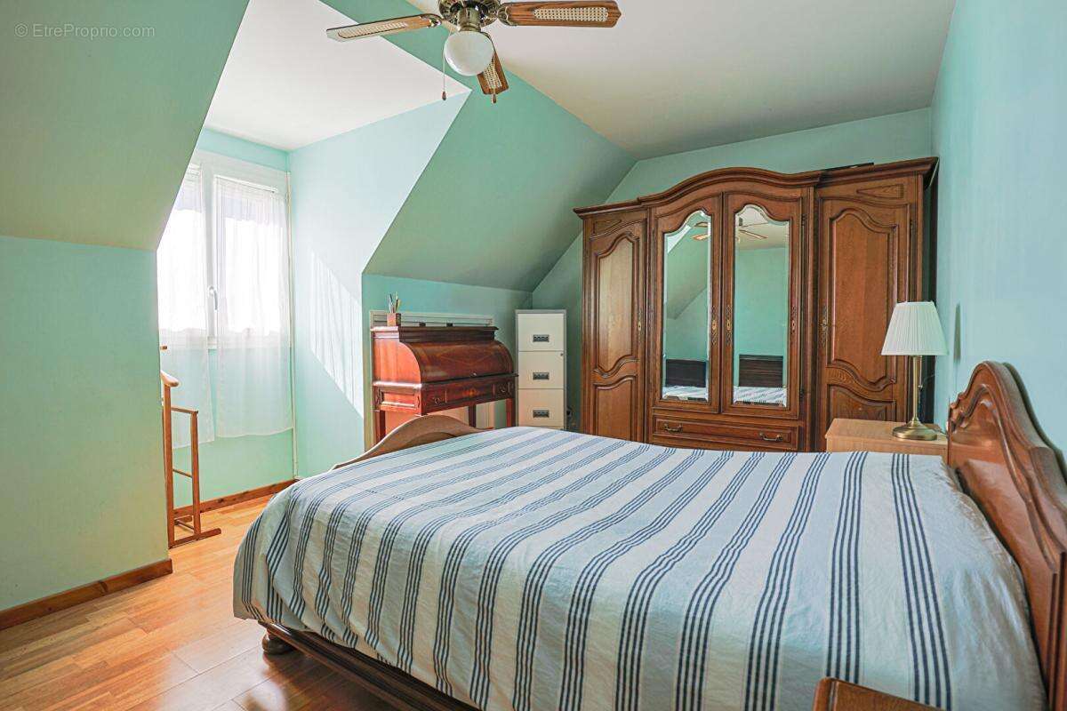 Maison Saulx Les Chartreux  7 pièce(s) 149,47m2 - photo 7