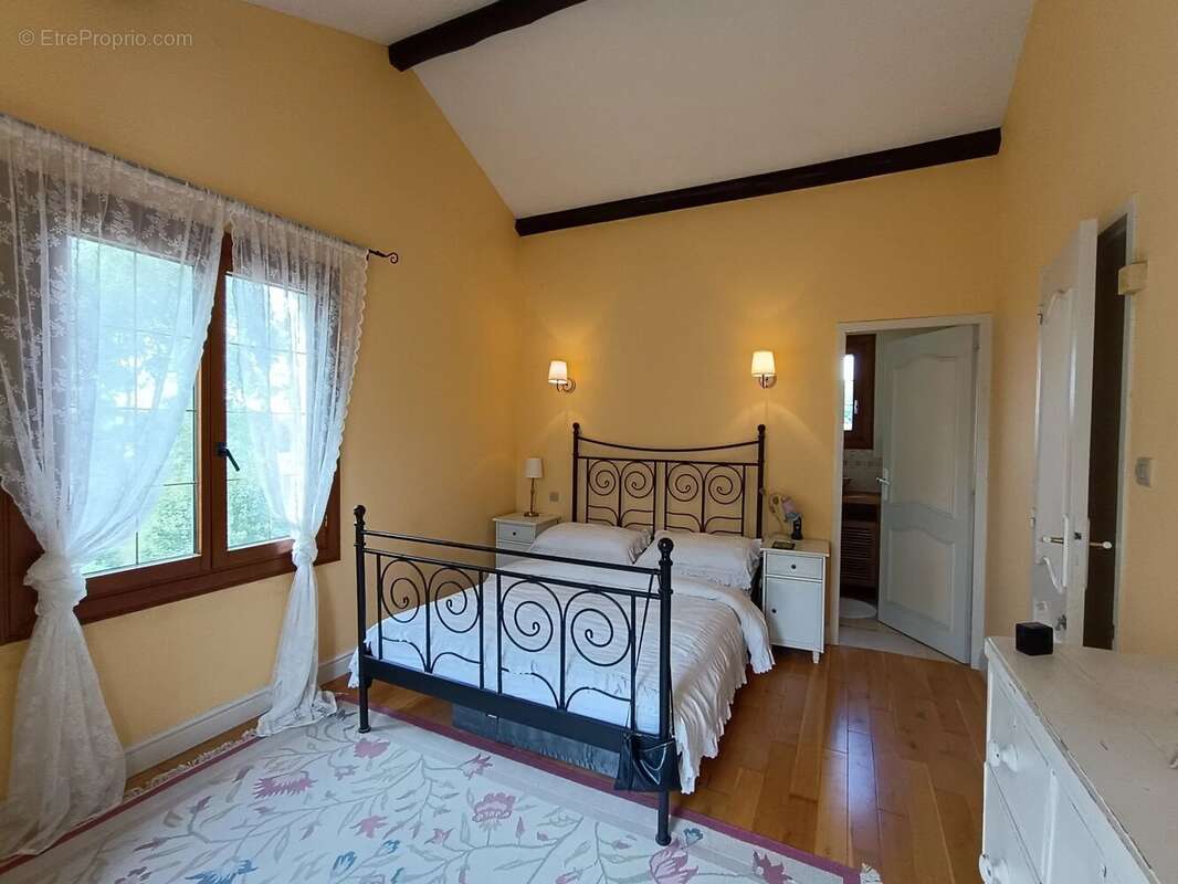 Charmante maison avec piscine et maison d'amis, proche Maillezais - photo 13