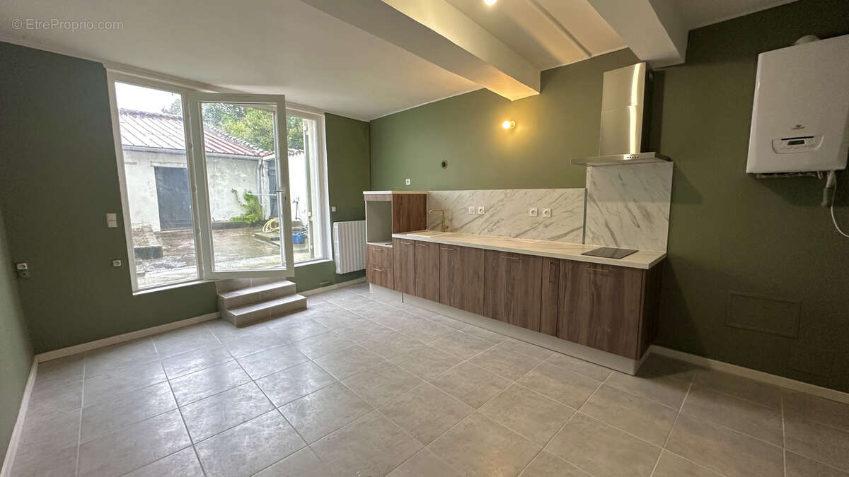 Maison à LE PASSAGE