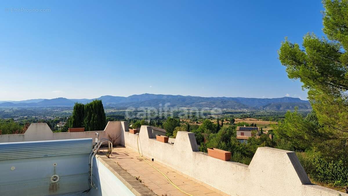 "Rare Gignac, emplacement unique vue panoramique exceptionnelle, Villa 6 pièces 148m2, terrain 2625m2" - photo 2