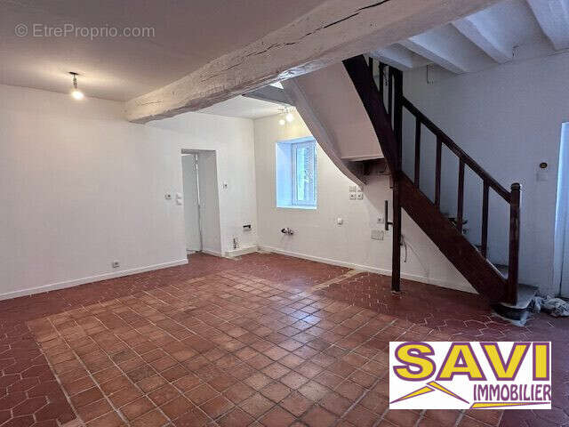 Maison à FERRIERES-EN-GATINAIS