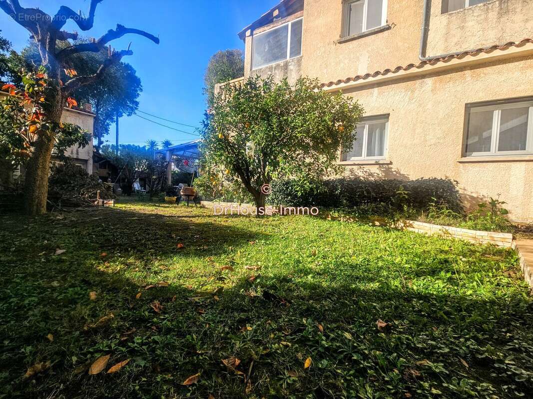 Maison à MARSEILLE-9E