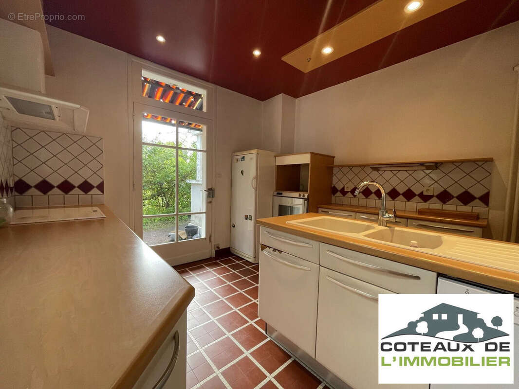 Maison à BLANZAC-PORCHERESSE