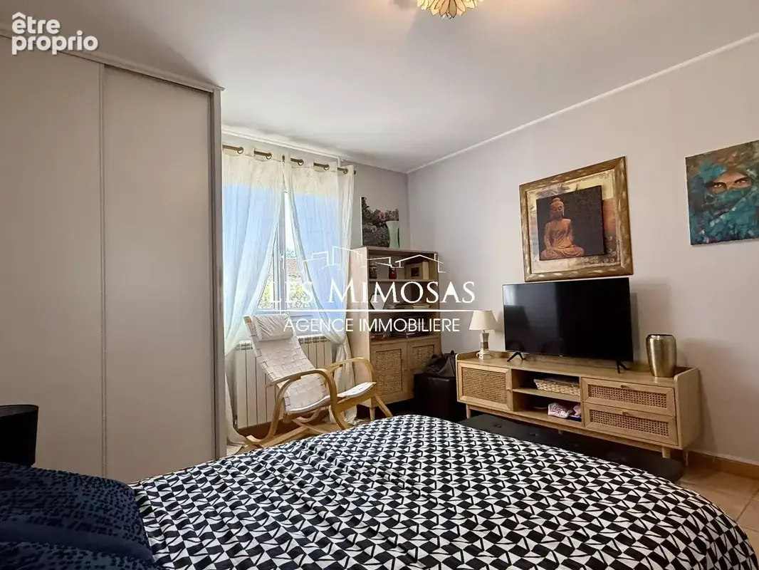 Vidauban, maison de plain-pied  – terrain 2500m² – piscine – garage - photo 20