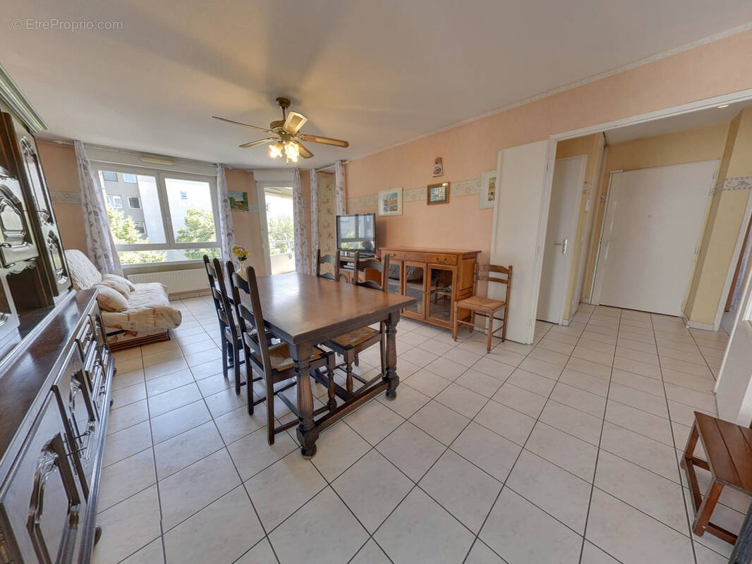 Appartement à ECHIROLLES
