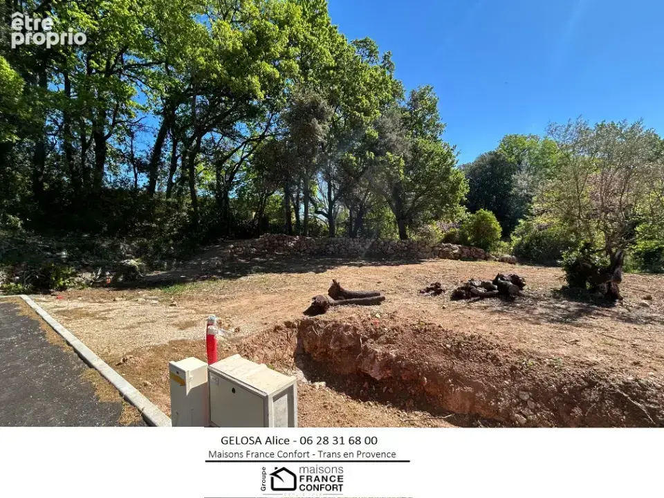 Terrain 734 m² à vendre à Lorgues (83510) - photo 2