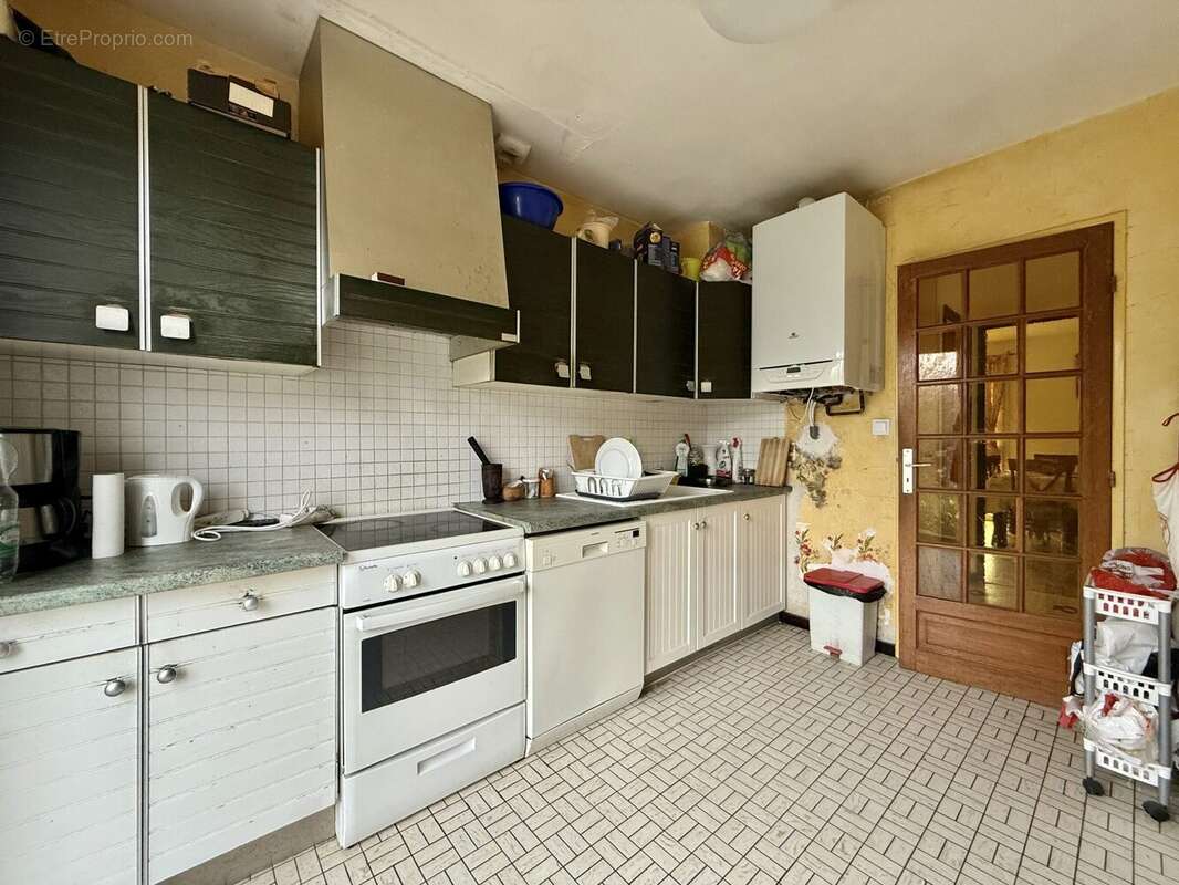 Maison à NOYAL-CHATILLON-SUR-SEICHE