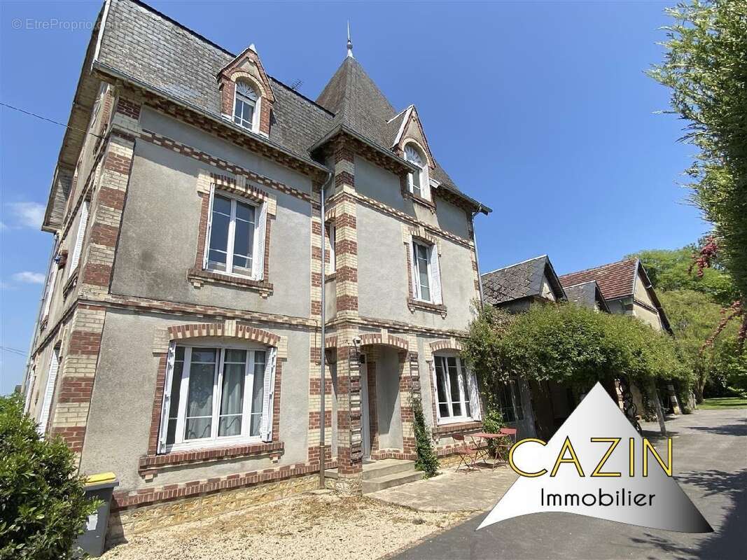 Maison 245 m² à Gace  - photo 2