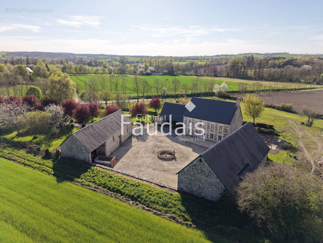 Maison à VILLERS-BOCAGE