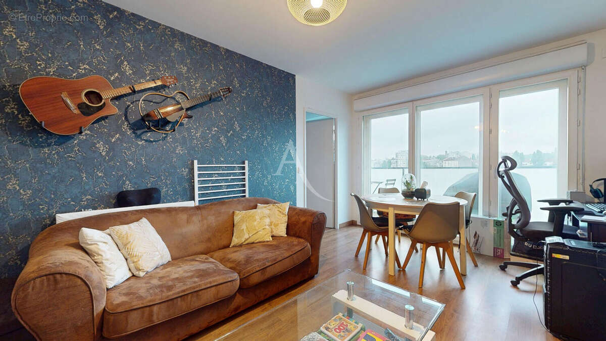 Appartement à ROSNY-SOUS-BOIS