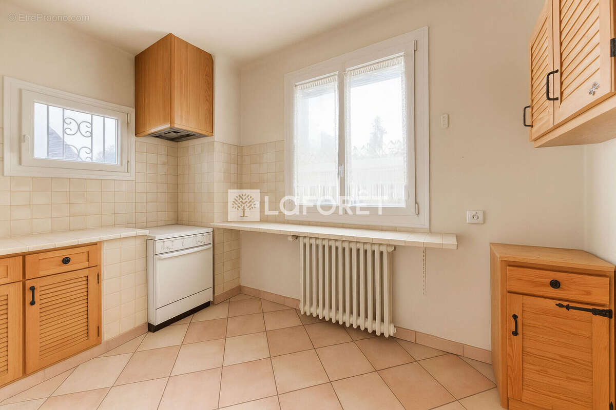 Maison à PONTAULT-COMBAULT