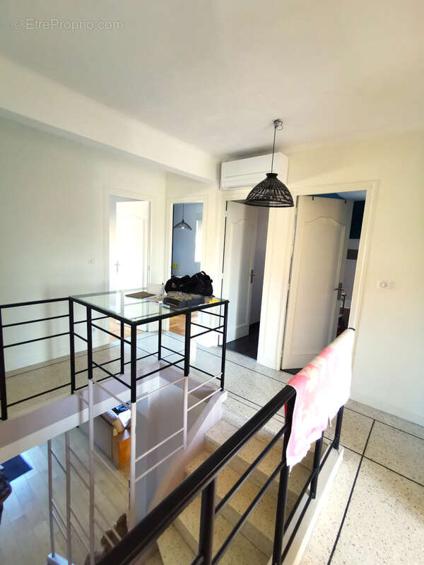 Maison rénovée avec jardin 2500m2 et grand atelier - photo 14