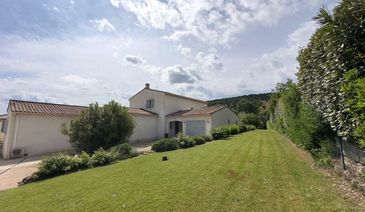 Maison à VAISON-LA-ROMAINE