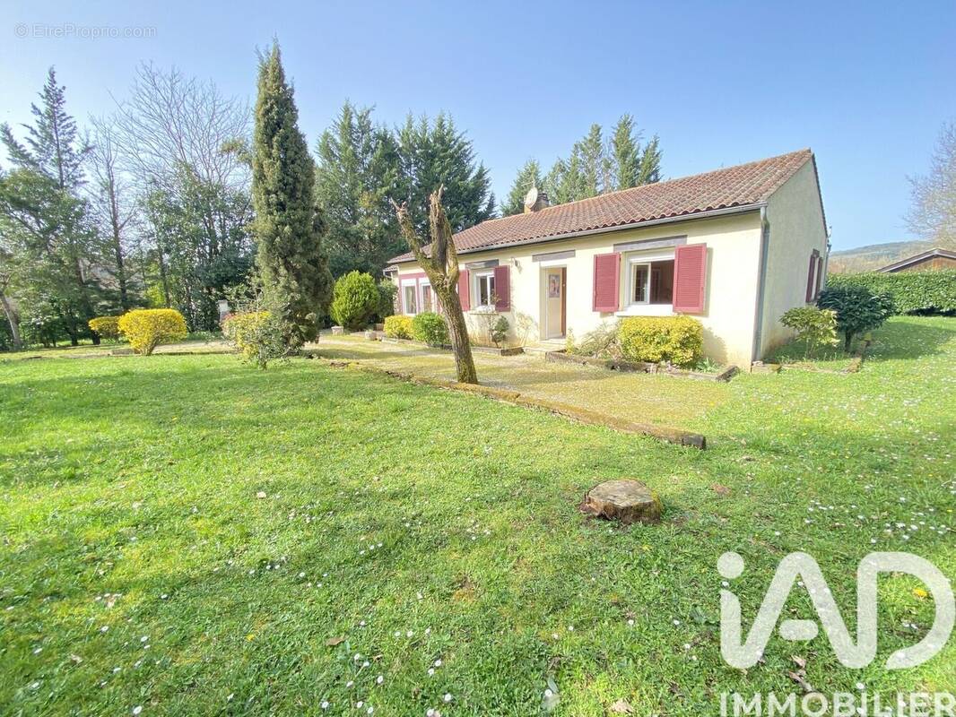 Photo 1 - Maison à CENAC-ET-SAINT-JULIEN