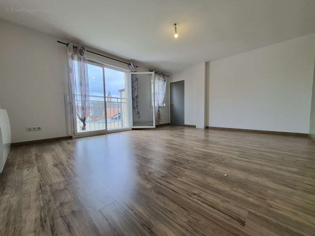 Maison à CONCEVREUX