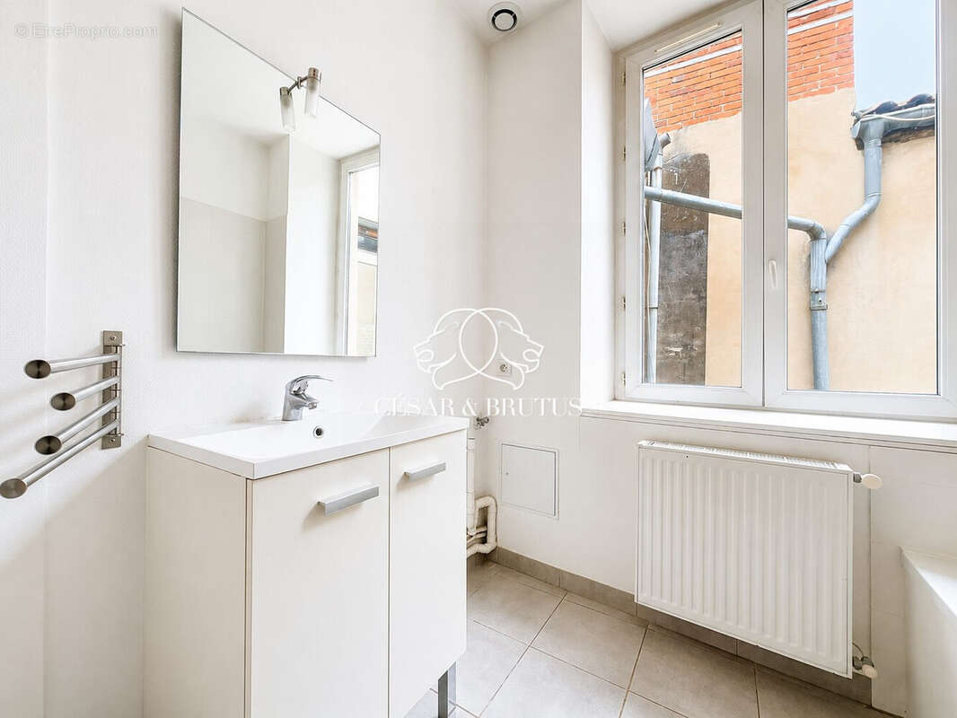 Appartement 40 m² à Vienne  - photo 7
