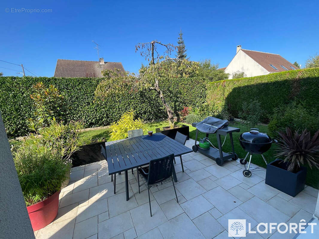 Maison à FONTAINEBLEAU