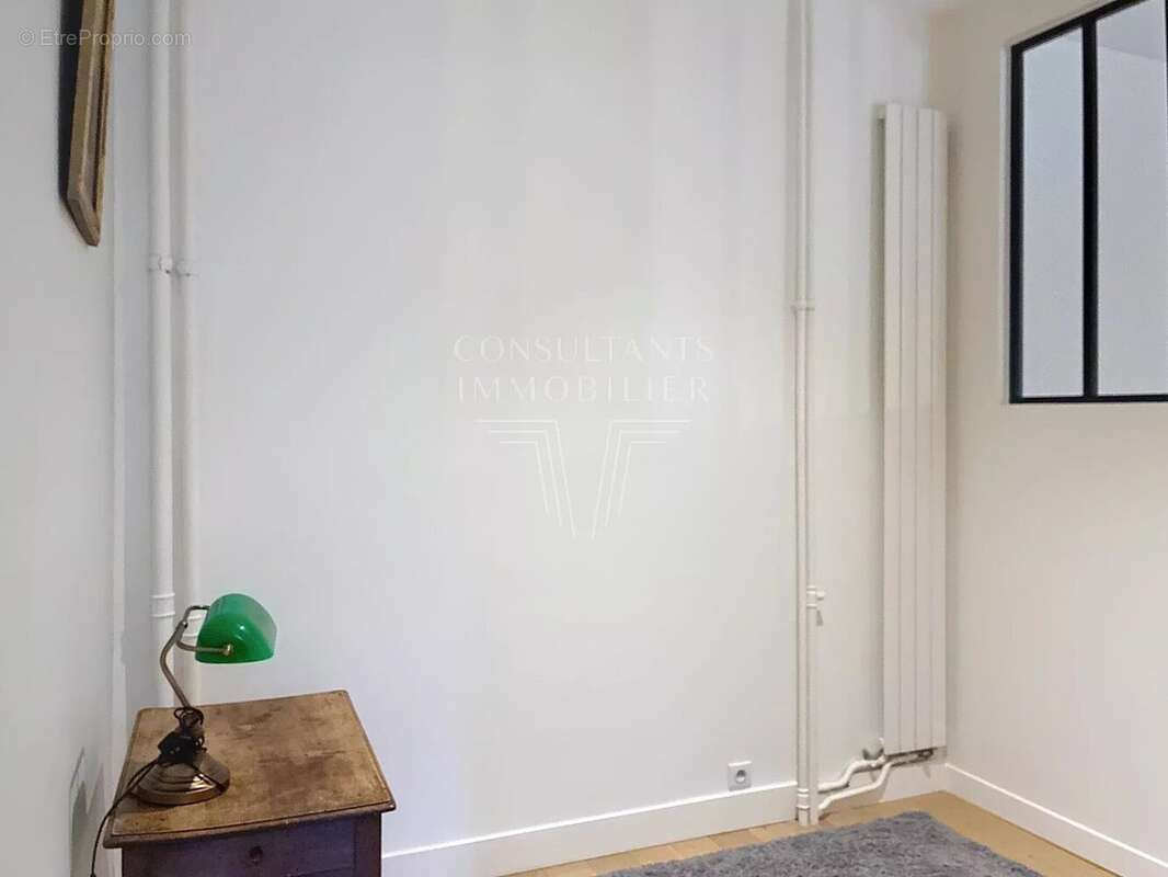 Appartement à NEUILLY-SUR-SEINE