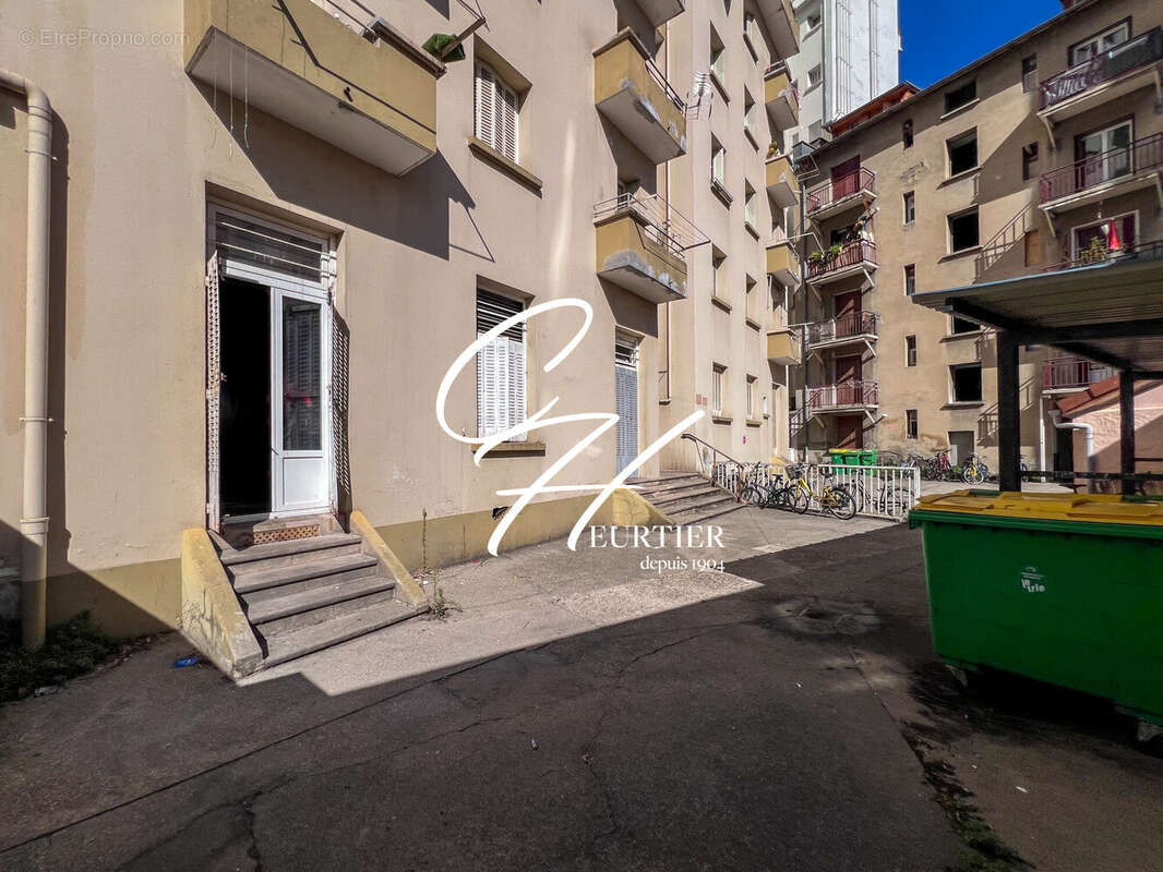 Commerce à GRENOBLE