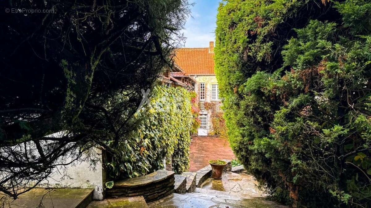 Maison à FAUQUEMBERGUES