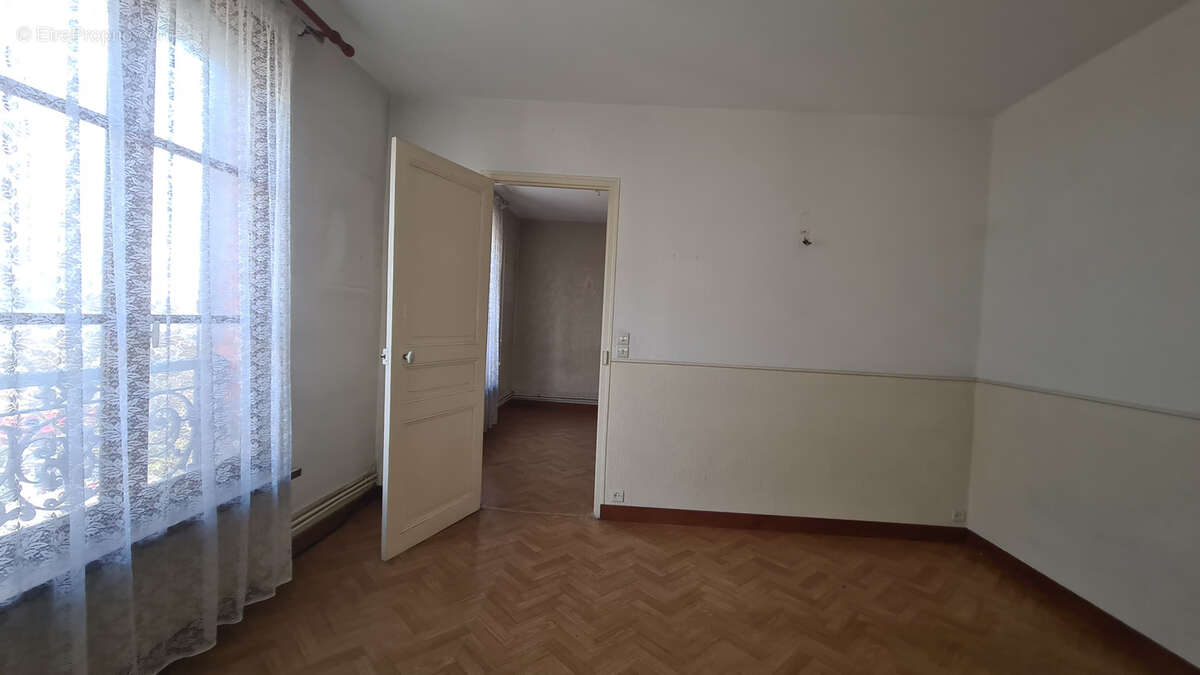 Appartement à THIAIS