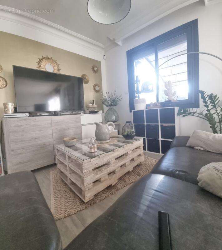 Mauguio – Ensemble immobilier : résidence principale + 5 appartements - photo 8