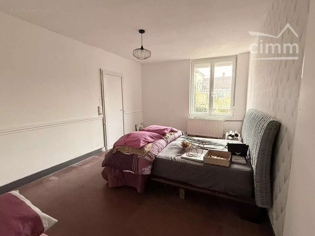 Maison à NOYERS-SUR-CHER