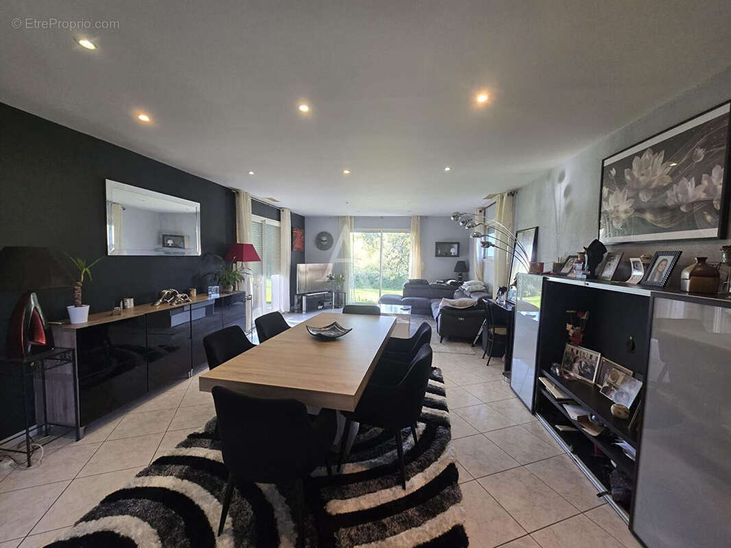 Maison à MONTASTRUC-LA-CONSEILLERE