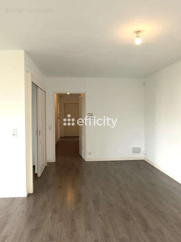 Appartement - photo 2