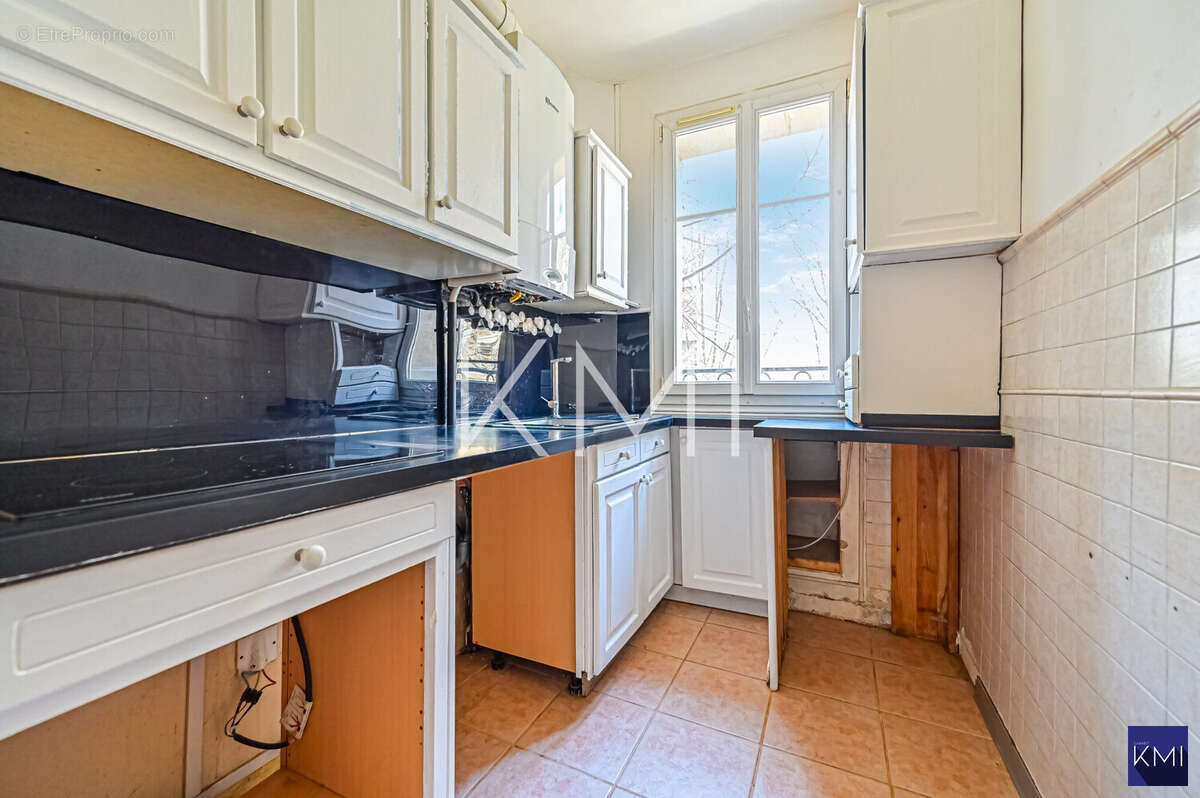 Appartement à PARIS-20E
