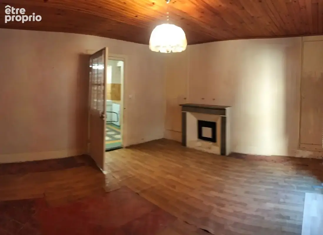 A VENDRE - Maison de village - MEYSSE - photo 9
