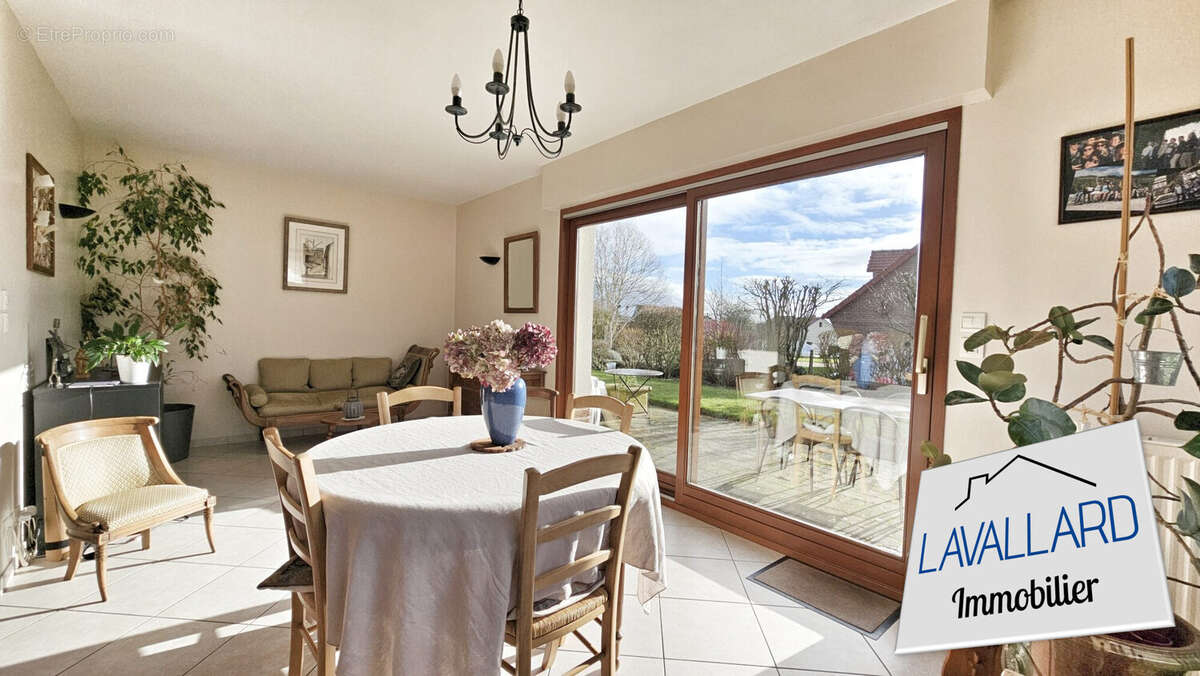Maison à VILLERS-BOCAGE