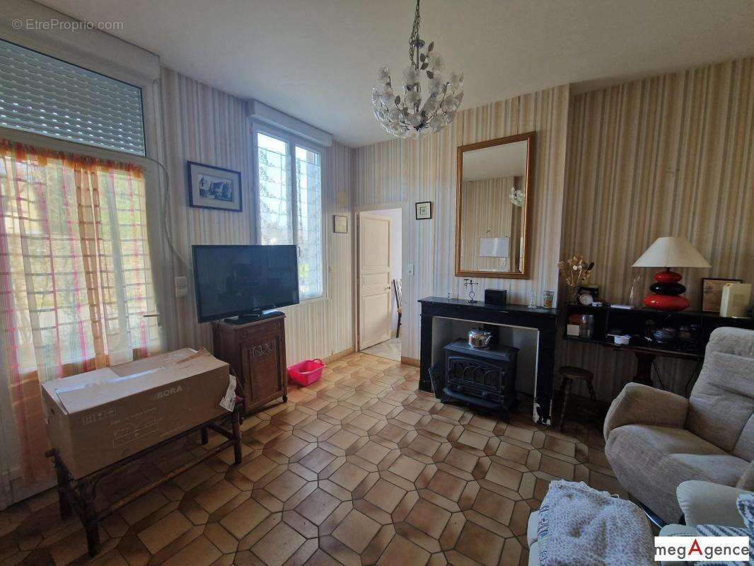 Maison à MAURE-DE-BRETAGNE