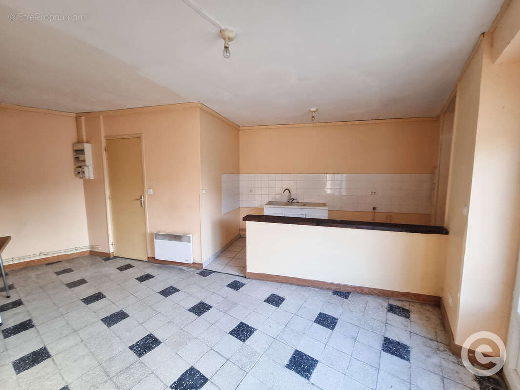 Maison à POUILLY-SUR-LOIRE