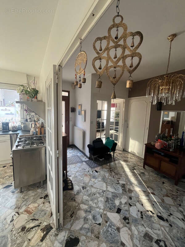 Maison à MONTMERLE-SUR-SAONE